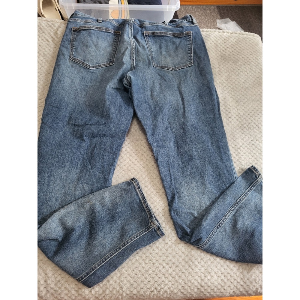 Old navy men's athletic tapered jeans 38x34 - Picture 4 of 4